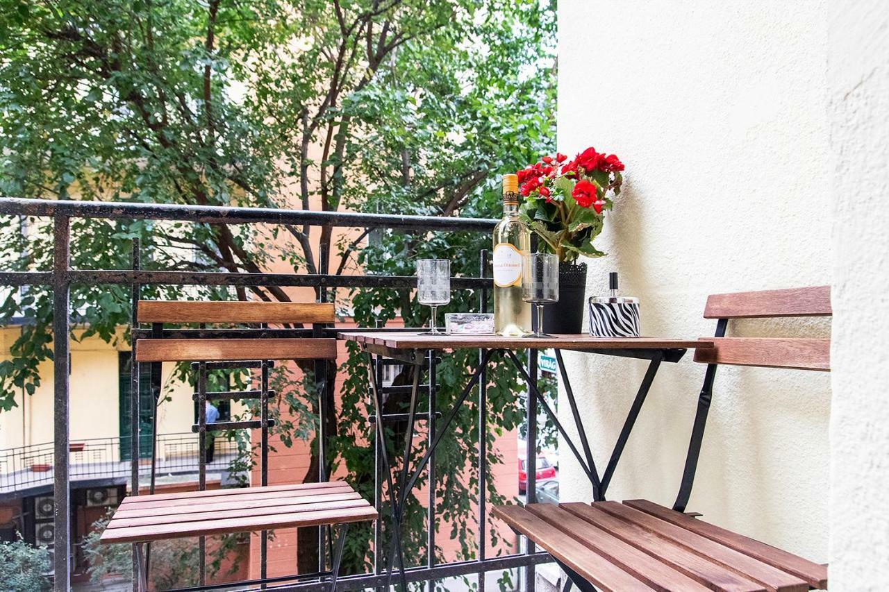 Dora Near Buda Castle With Parking! Apartment *